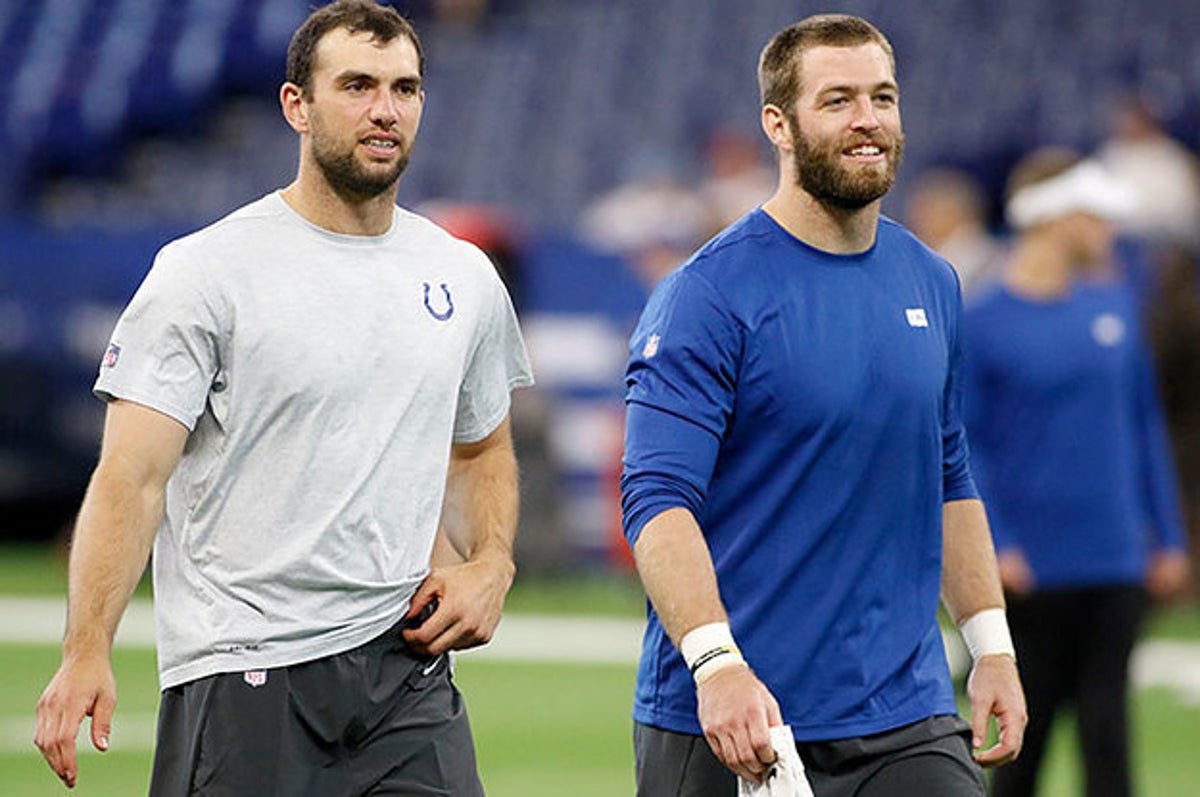 Colts QB Andrew Luck retires, announces decision in emotional speech