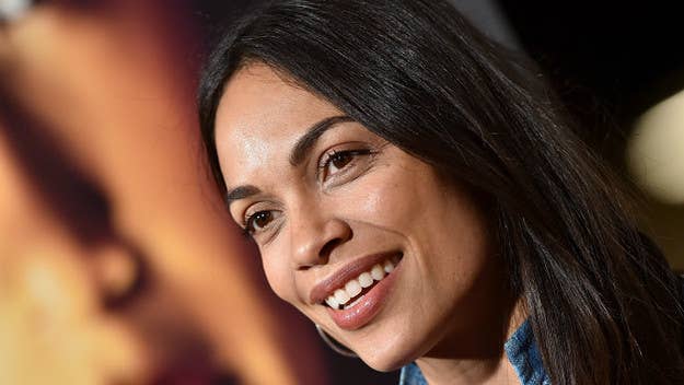 Rosario Dawson claims that she and Democratic presidential candidate, Cory Booker, are able to separate their personal and professional lives.