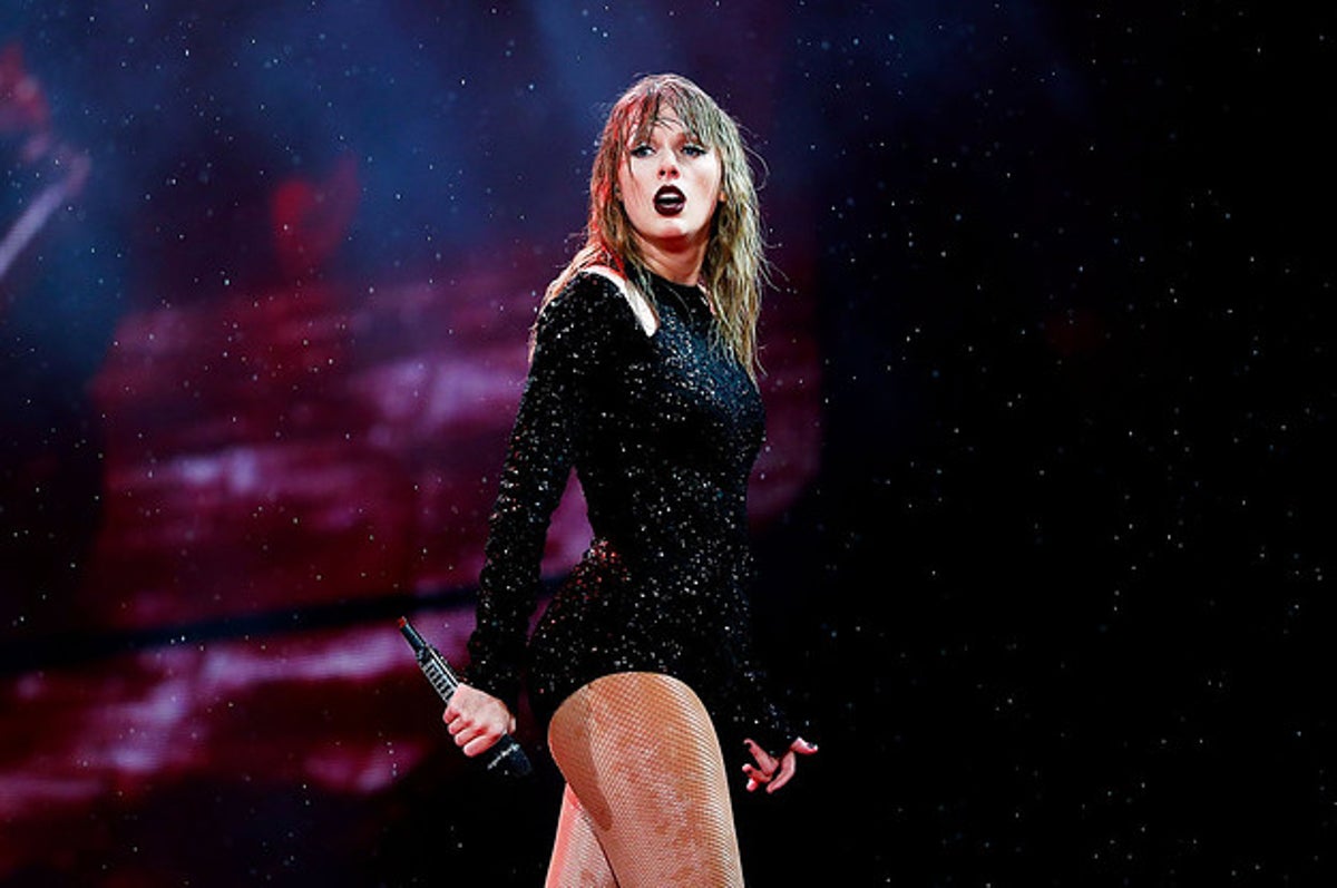Taylor Swift Has a Long History of Omitting Facts to Fit Her Own