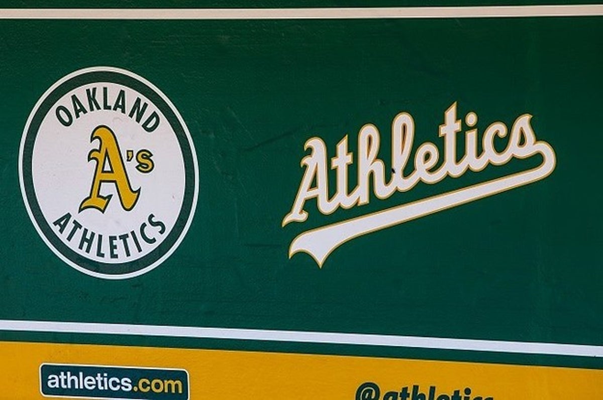 MLB appears to edit out critical Oakland A's fan signs, league