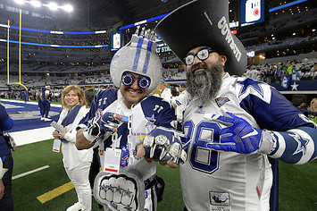 Cowboys, Patriots fans are best in the NFL; Chiefs, Los Angeles lagging:  study