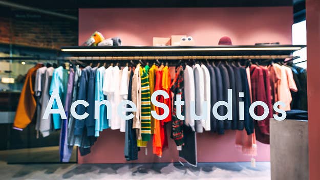 ACNE STUDIOS finds a new home in the heart of Liverpool as SEVENSTORE offers the brand's AW19 collection as a city-exclusive. 

