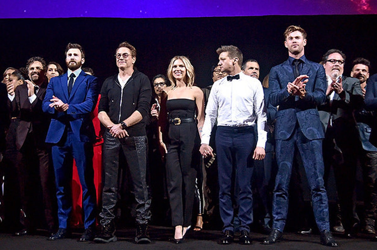 The Avengers: Endgame Cast Marvels Fans at Packed Film Premiere