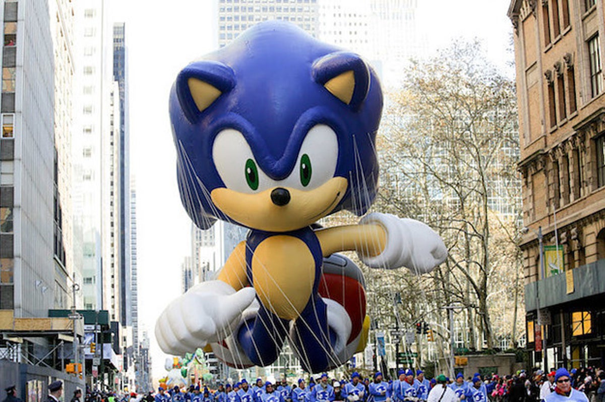 Sonic movie director promises to fix hedgehog's design fast