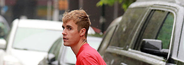 Justin Bieber's Lawyers Say You Shouldn't Stand In Front of His Car Or You  Could Get Hit!, Justin Bieber