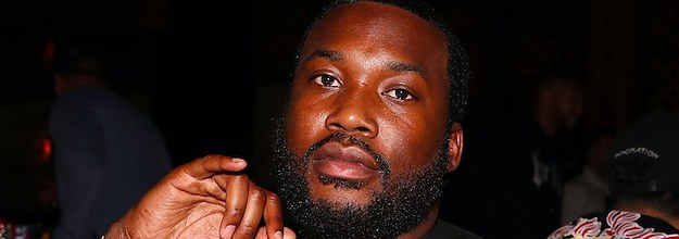 Meek Mill's Lawyer Says Rapper Will Sue Las Vegas Hotel: Report