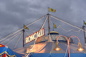 circus roncalli hologram