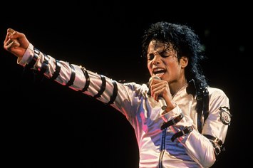 Michael Jackson performs on stage at an unidentified March 1988 concert