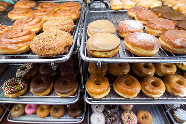 Son's Viral Tweet Helps Dad's New Donut Shop Pick Up Serious Business ...