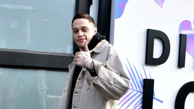'Saturday Night Live''s Pete Davidson stopped by the show's "Weekend Update" to give his R. Kelly take.