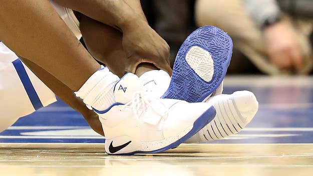 The highly anticipated debut of Zion Williams in the North Carolina vs. Duke rivalry prematurely ended when he busted through his Nike PG 2.5 sneakers.