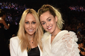 Tish and Miley Cyrus in Las Vegas