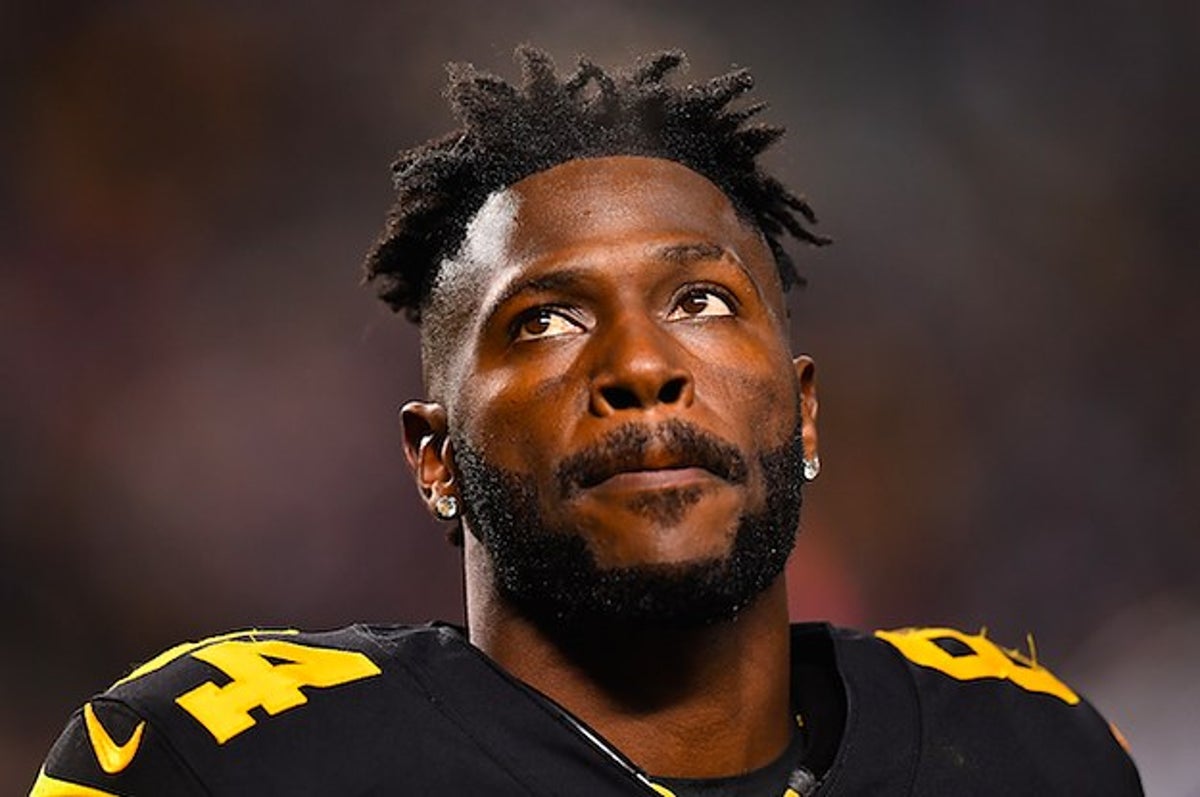 Former Steelers' Great Antonio Brown Calls Out James Harrison