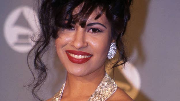 Netflix has ordered a scripted series based on the life of Tejano superstar Selena Quintanilla.