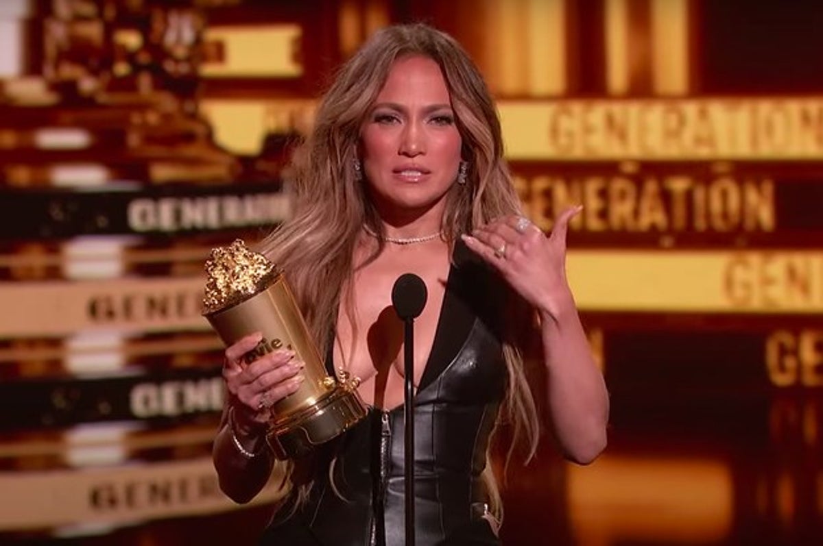 Jennifer Lopez delivers emotional speech thanking 'disappointment' and  'failure' at 2022 MTV Movie & TV Awards - Good Morning America