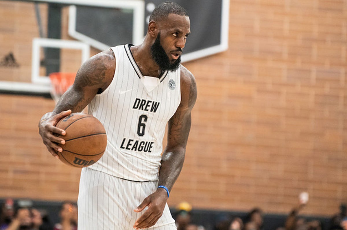 LeBron takes over the Drew League with 42-point game - ESPN Video