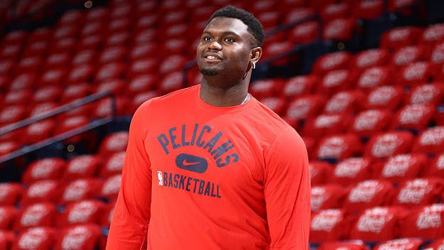Zion Williamson's new contract with the Pelicans stipulates that he will have weigh-ins periodically throughout the entirety of his deal, NOLA.com reports.