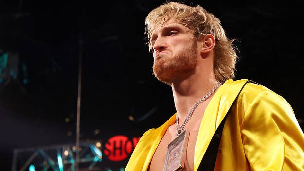 Just over two months after making his debut at WrestleMania 38, Logan Paul has officially signed with the WWE, taking to Twitter to announce the news.