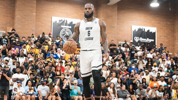 Fresh off signing a two-year, $97.1 million contract extension with the Los Angeles Lakers, LeBron James will headline The CrawsOver in Seattle on Saturday.