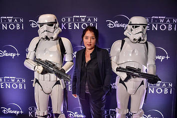 Obi-Wan director Deborah Chow poses with Stormtroopers