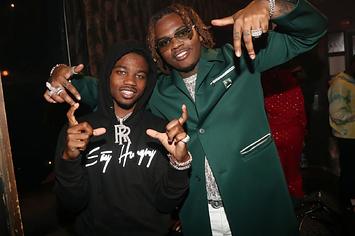 Roddy Ricch and Gunna pose together