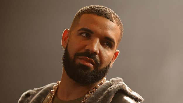 Drake lookalike Izzy Drake, also known as Fake Drake, has been banned from Instagram for impersonating the Toronto rapper, according to DJ Akademiks.