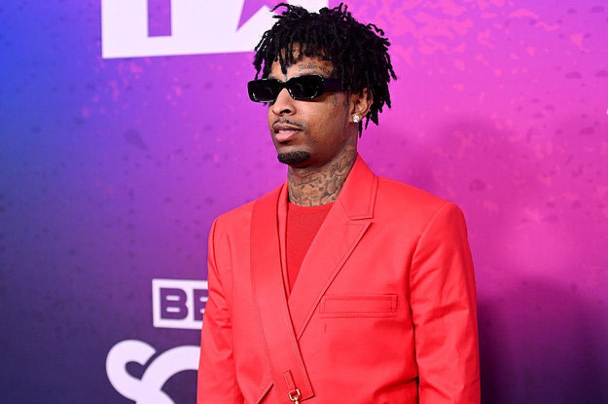 21 Savage Claims He Paid $75,000 for His New Teeth - XXL