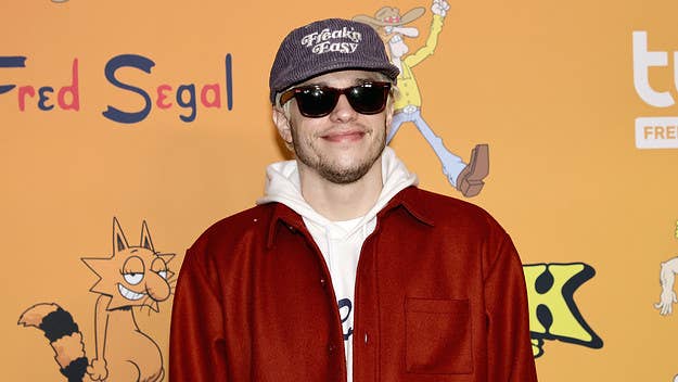 Pete Davidson is shopping around a Lorne Michaels-produced comedy series where he plays a "raw, unflinching, fictionalized version" of himself.
