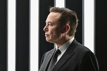 Tesla CEO Elon Musk at Tesla's "Gigafactory"