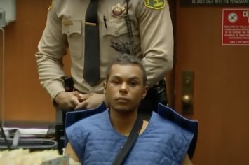 Judge denies bail reduction for 23-year-old Isaiah Lee, accused of attacking Dave Chappelle