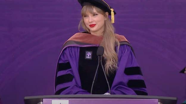 For New York University’s 2022 commencement at Yankee Stadium on Wednesday, Taylor Swift showed up to deliver a speech and receive her honorary doctorate.