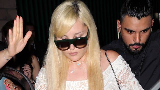 Less than 24 hours after accusing her fiancé of relapsing on crack cocaine, Amanda Bynes took to social media on Friday to double down on her claims.