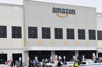 Amazon warehouse on Staten