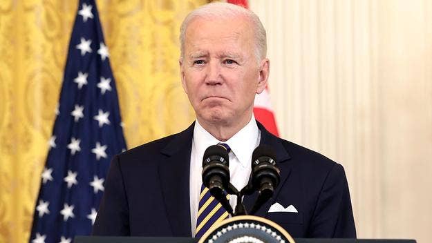 21 states are suing the Biden Administration in hopes of ending the federal mask mandate that impacts people traveling on planes and public transportation.