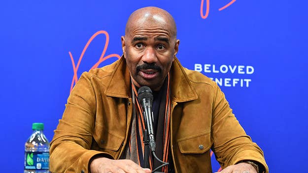 Kanye West has said he “can afford to hurt” comedian D.L. Hughley, and now Steve Harvey has issued a warning telling Yeezy to leave his friend alone.