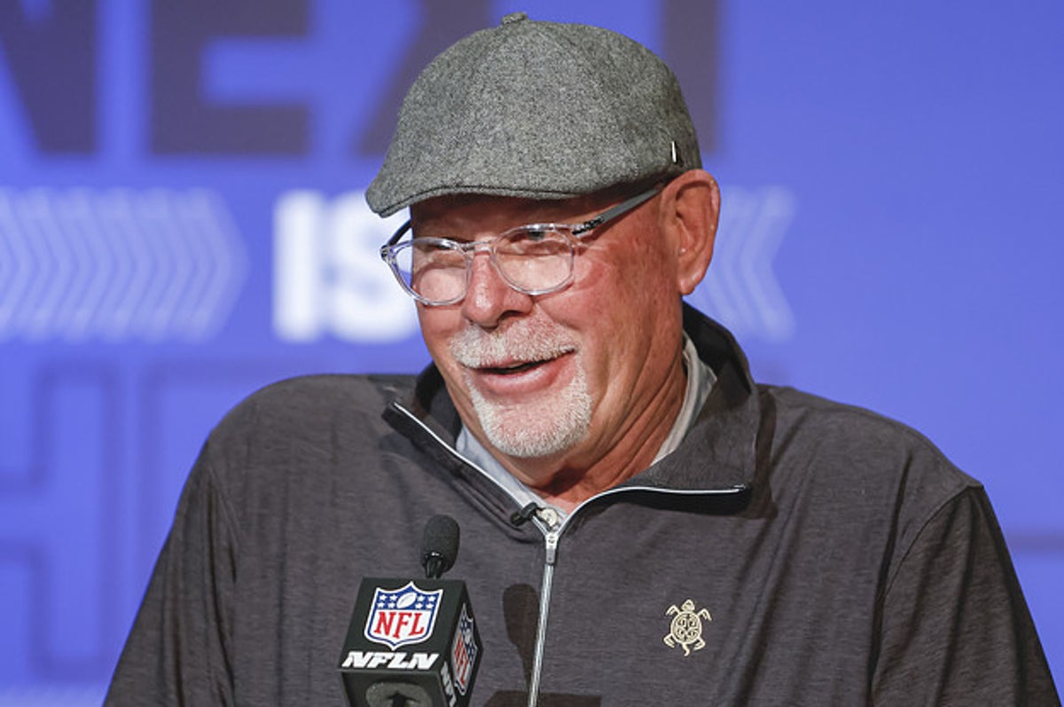 Bruce Arians Is Stepping Down as Buccaneers Head Coach, Will Assume Front  Office Role