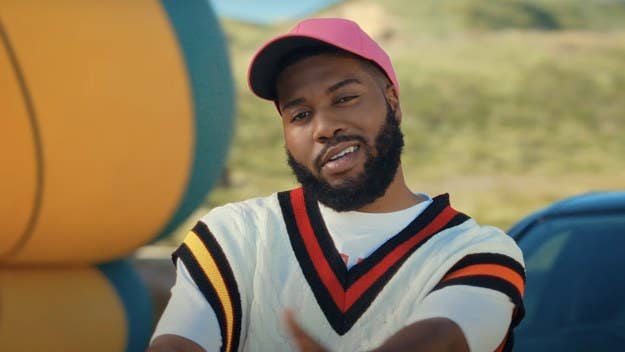 Khalid has returned with his summery new song “Skyline,” and he’s also delivered an equally as colorful video to match the energy of the track.