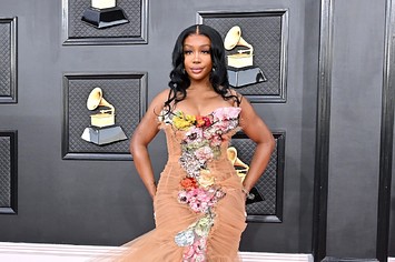 SZA attends the 64th Annual GRAMMY Awards