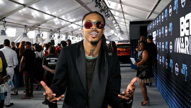August Alsina, who had a romance with Jada Pinkett Smith in 2016, is promoting “peace” following Sunday's incident involving Will Smith and Chris Rock.