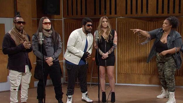 On last night's episode of 'Saturday Night Live,' musical guest Lizzo helped the 'SNL' cast reimagine a Black Eyed Peas studio session circa 2008.