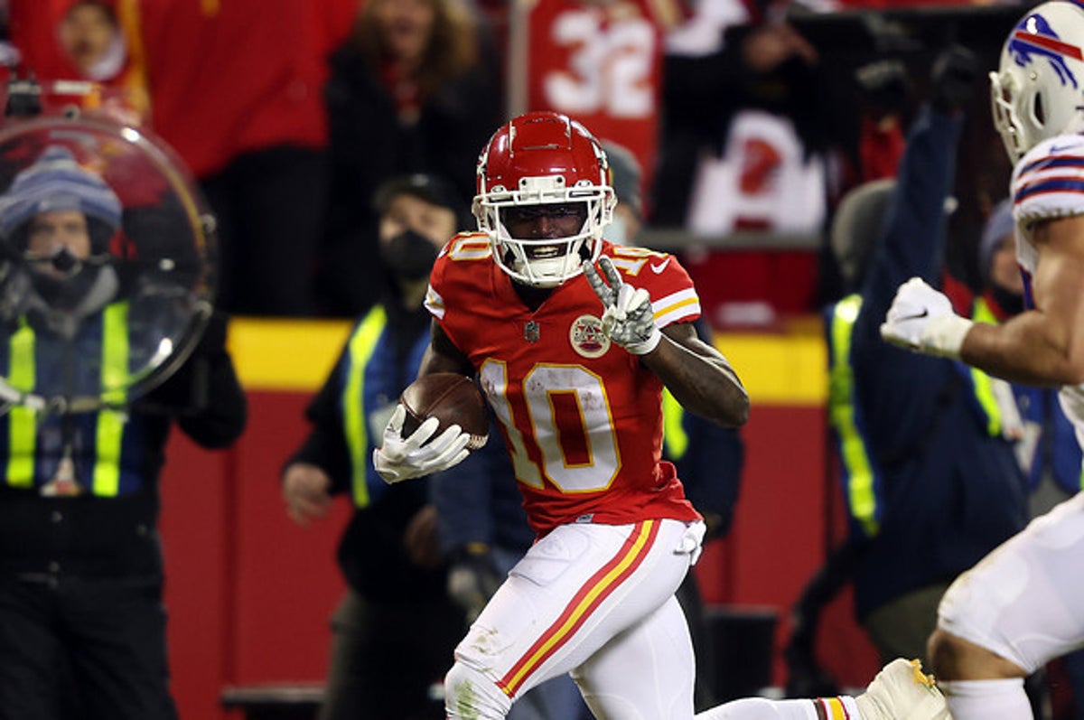 Tyreek Hill trade conjures a lot of emotions for Chiefs Kingdom