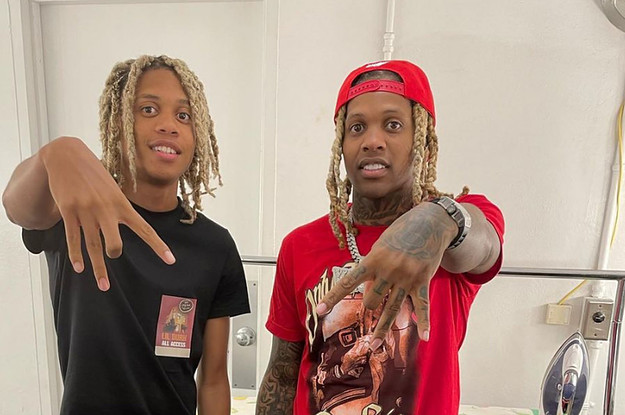 Lil Durk Brings Fake Doppelgänger On Stage During His Show | HipHopDX