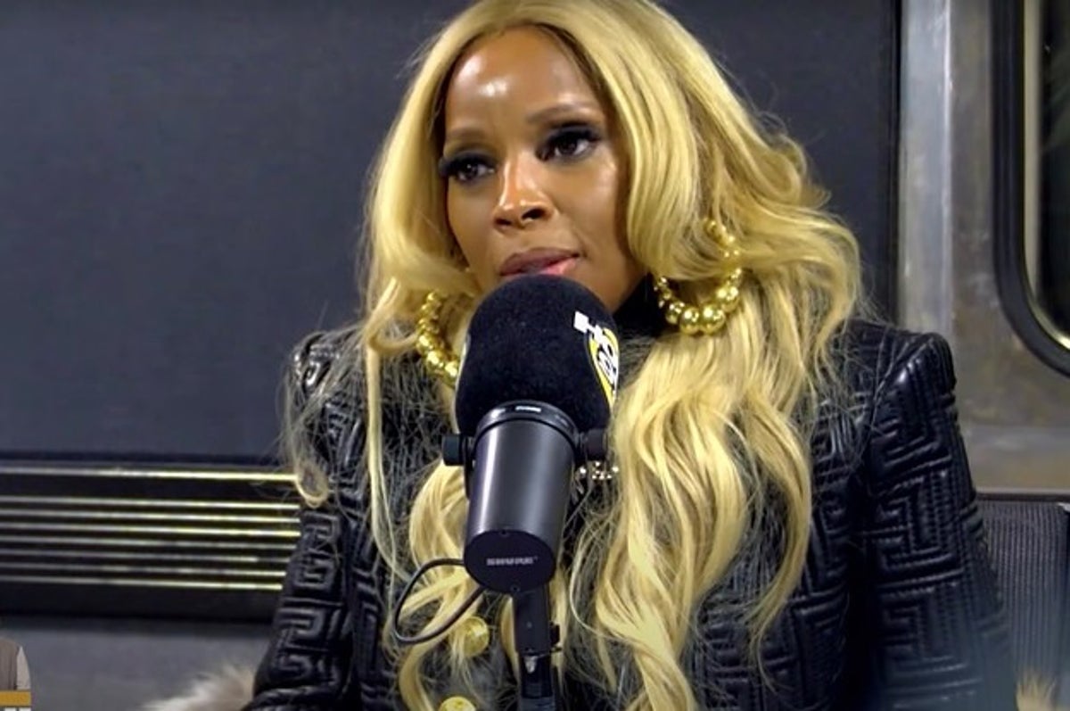 Mary J. Blige Calls Backlash Over Super Bowl Halftime Show 'Small  Conversation Compared to How Huge' Moment Was