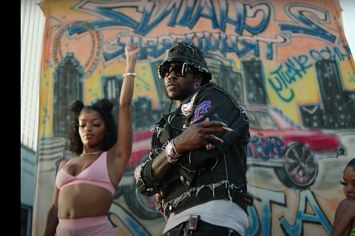 2 Chainz drops "Pop Music" music video featuring Beatking and Moneybagg Yo.