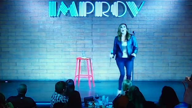 Heather McDonald recently fainted in the middle of one of her stand-up shows, and now she’s shared a video of the skull-fracturing incident.