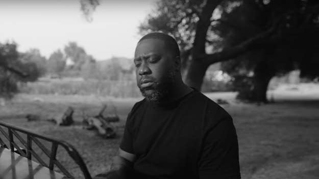 Robert Glasper has shared his new video for "Black Superhero" with Killer Mike, BJ the Chicago Kid, and BIG K.R.I.T. from his upcoming album 'Black Radio III.'