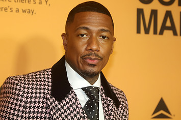 Nick Cannon on red carpet
