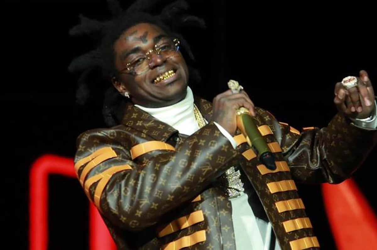 Kodak Black Outfit from April 2, 2022, WHAT'S ON THE STAR?