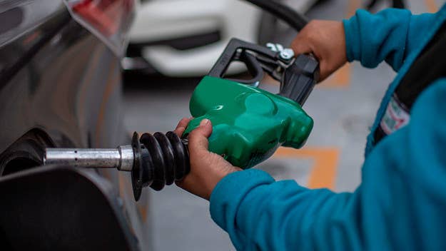 Several people in Atlanta have complained about someone drilling a hole in the tank of their car, and stealing gas amid surging prices across the country.