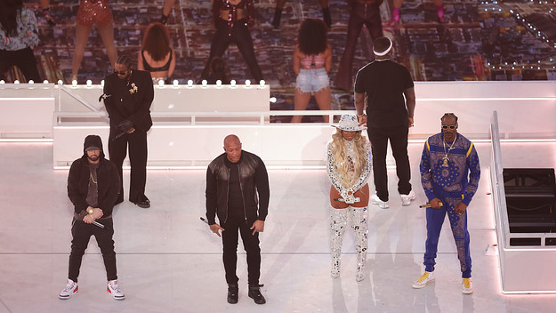 Kendrick Lamar performs during the #SuperBowl halftime show at SoFi Stadium.⁠  ⁠ 